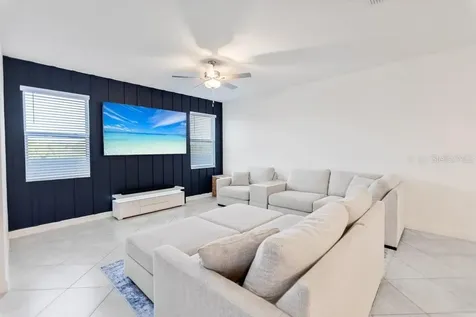 8241 Corner Pine Way New Port Richey FL 34655
