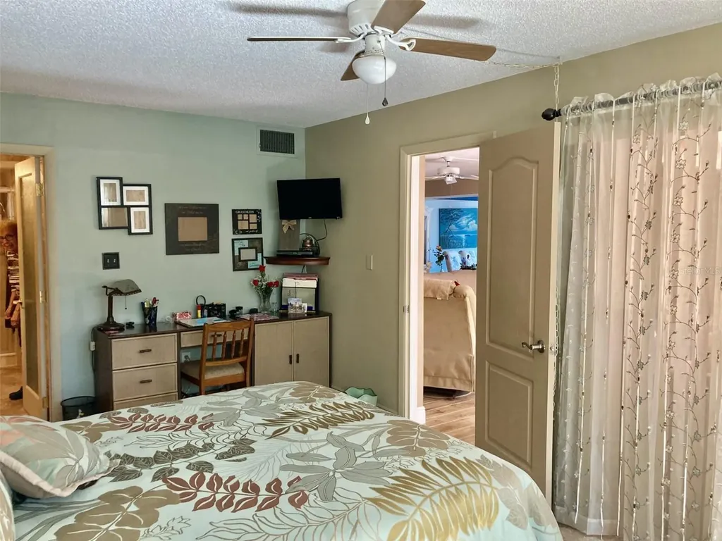 6002 Oak Creek Lane Bradenton FL 34210