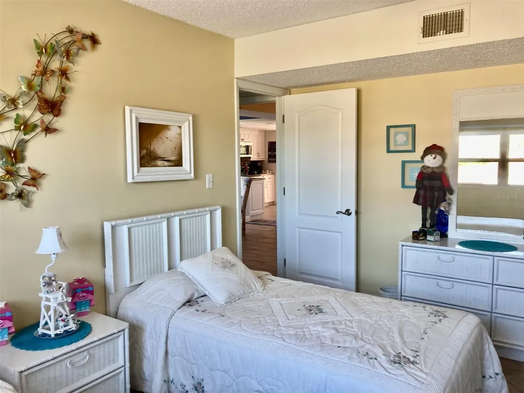 6002 Oak Creek Lane Bradenton FL 34210