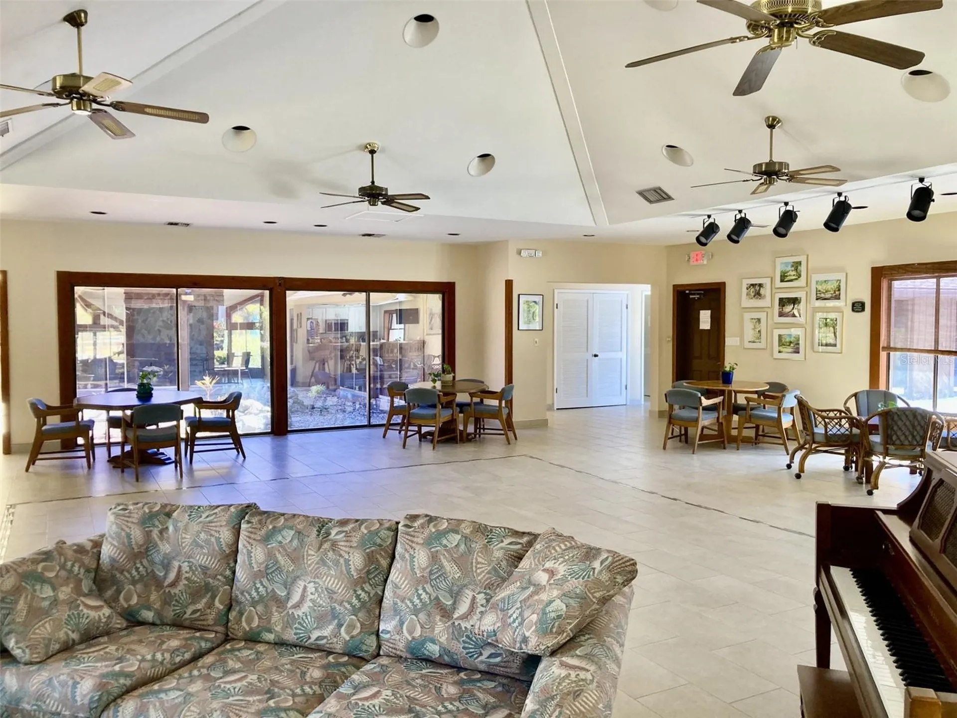 6002 Oak Creek Lane Bradenton FL 34210