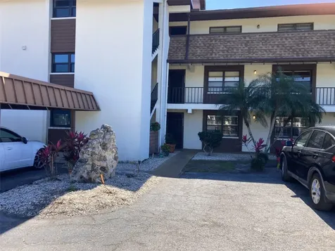 6002 Oak Creek Lane Bradenton FL 34210