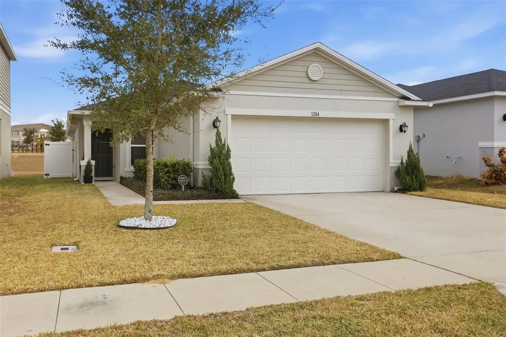 1284 Papaya Circle Davenport FL 33897