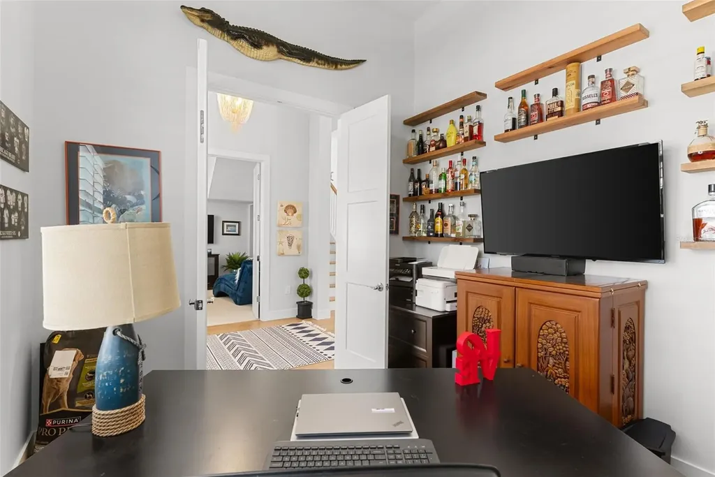 708 Pinckney Drive Apollo Beach FL 33572