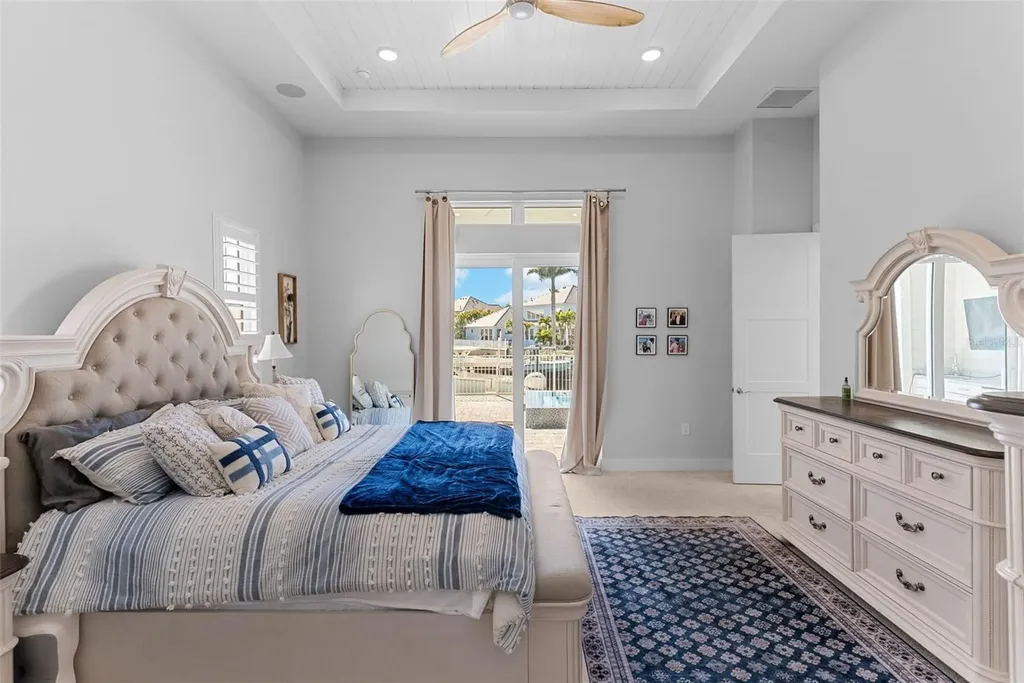708 Pinckney Drive Apollo Beach FL 33572