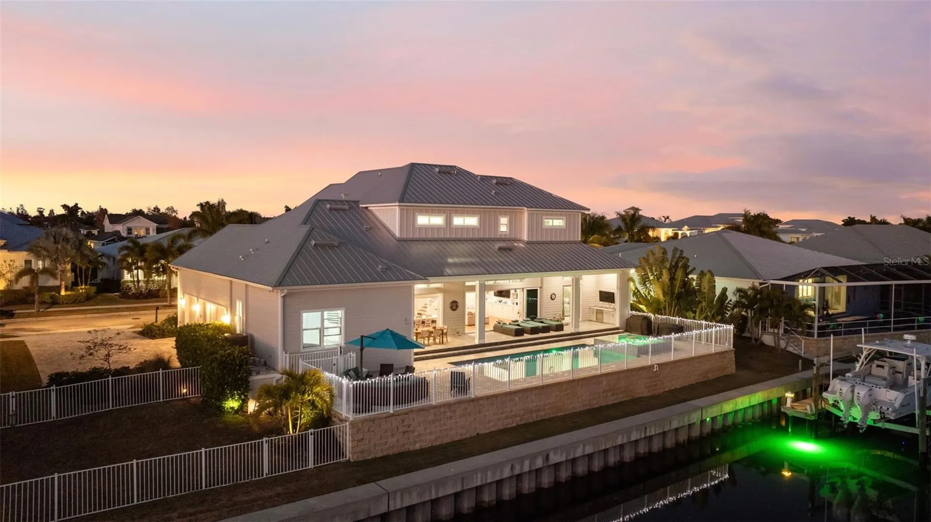708 Pinckney Drive Apollo Beach FL 33572