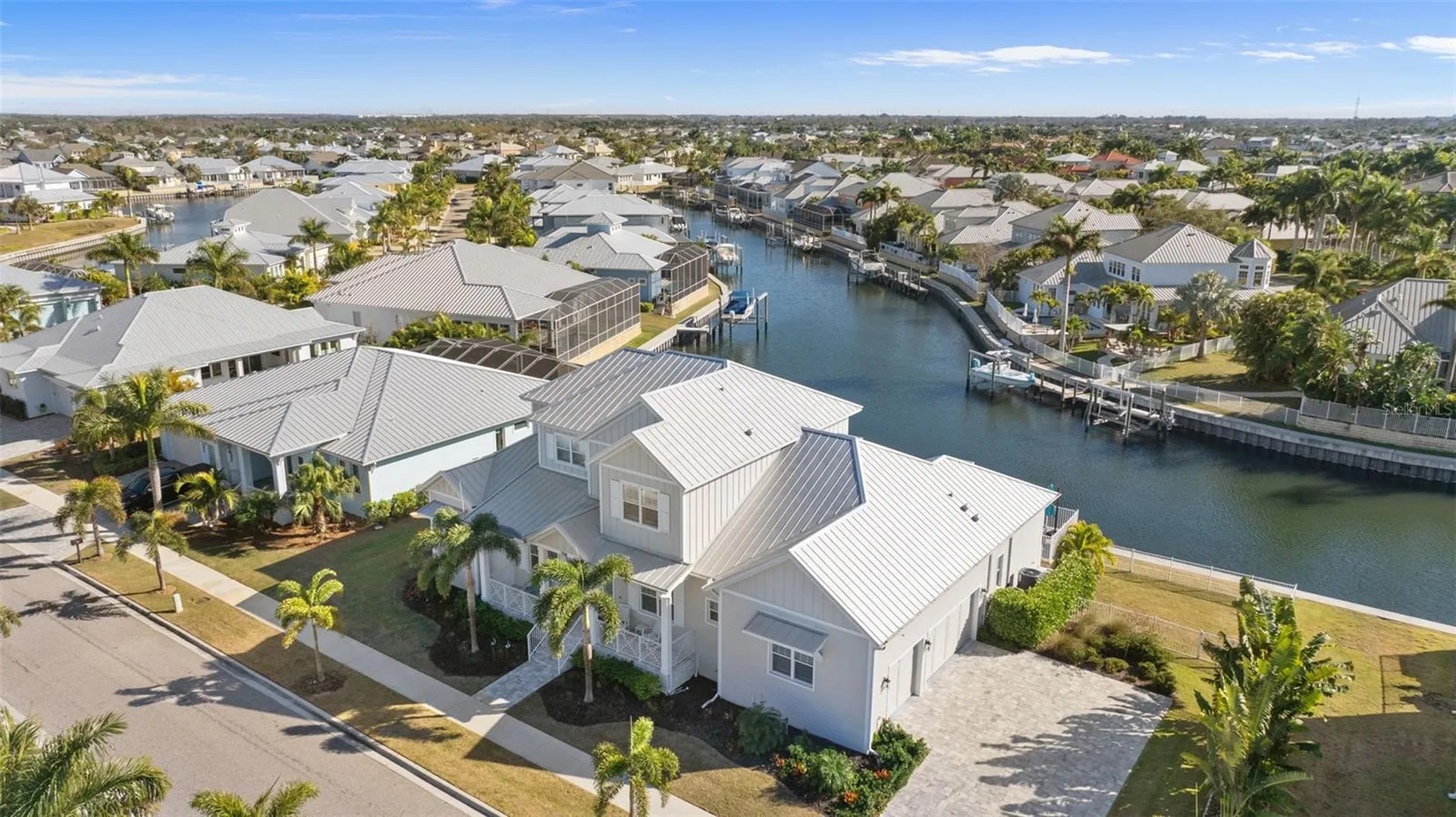 708 Pinckney Drive Apollo Beach FL 33572