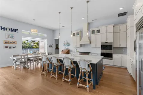 708 Pinckney Drive Apollo Beach FL 33572