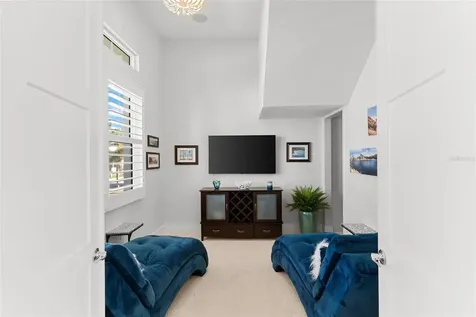 708 Pinckney Drive Apollo Beach FL 33572