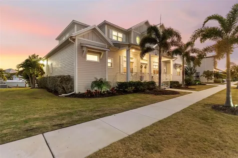 708 Pinckney Drive Apollo Beach FL 33572