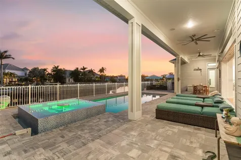 708 Pinckney Drive Apollo Beach FL 33572