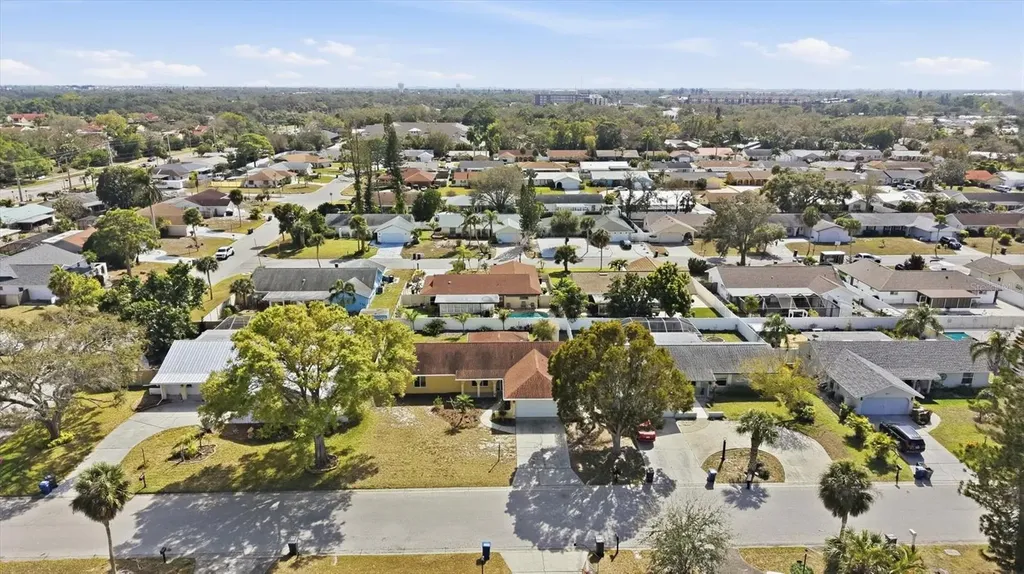 6007 9th Avenue W Bradenton FL 34209