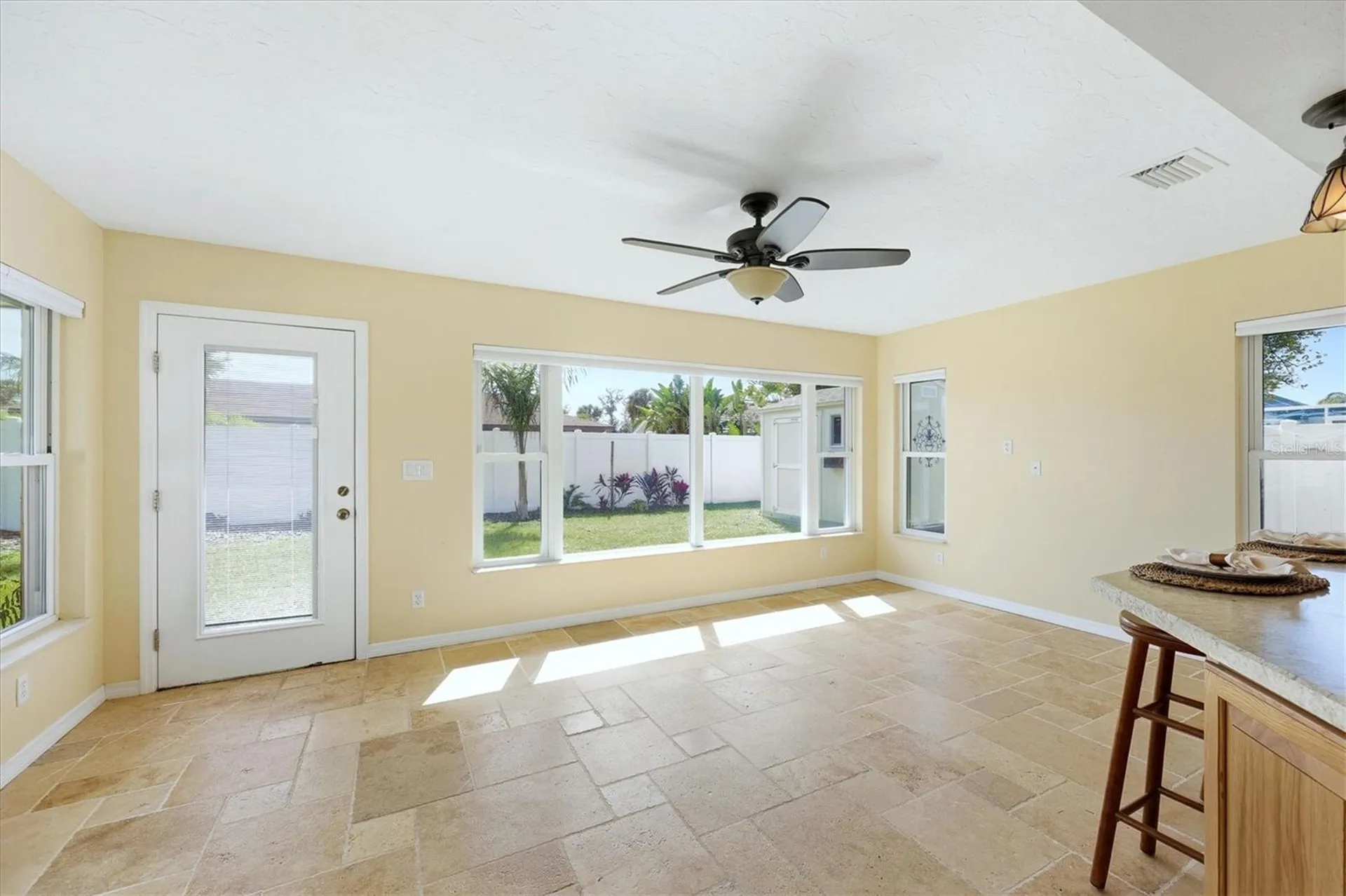 6007 9th Avenue W Bradenton FL 34209