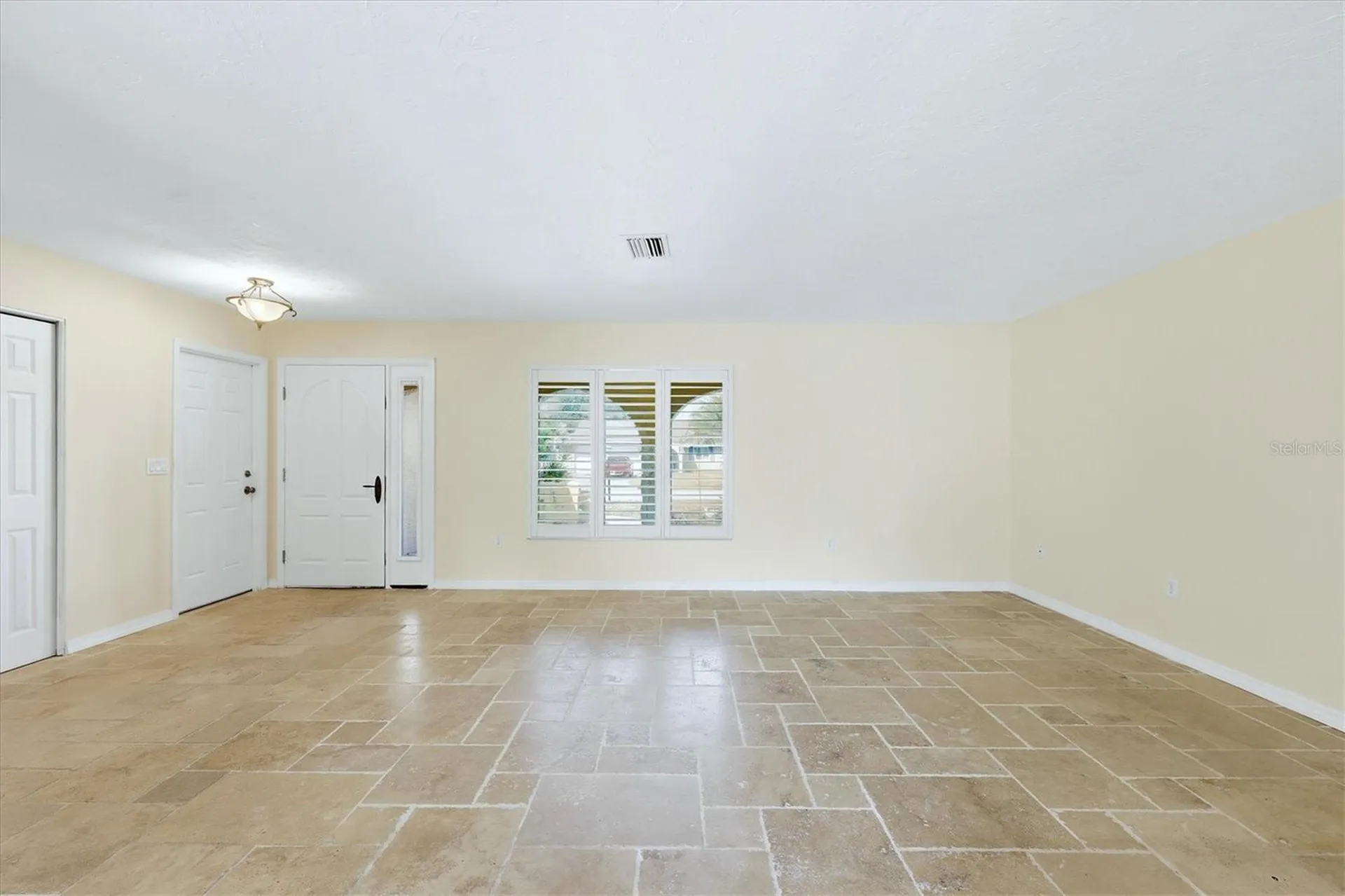 6007 9th Avenue W Bradenton FL 34209