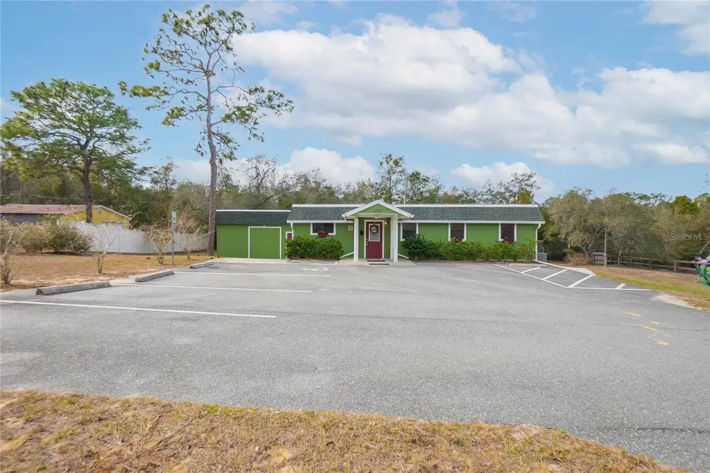 11840 N Angus Hills Terrace Dunnellon FL 34433