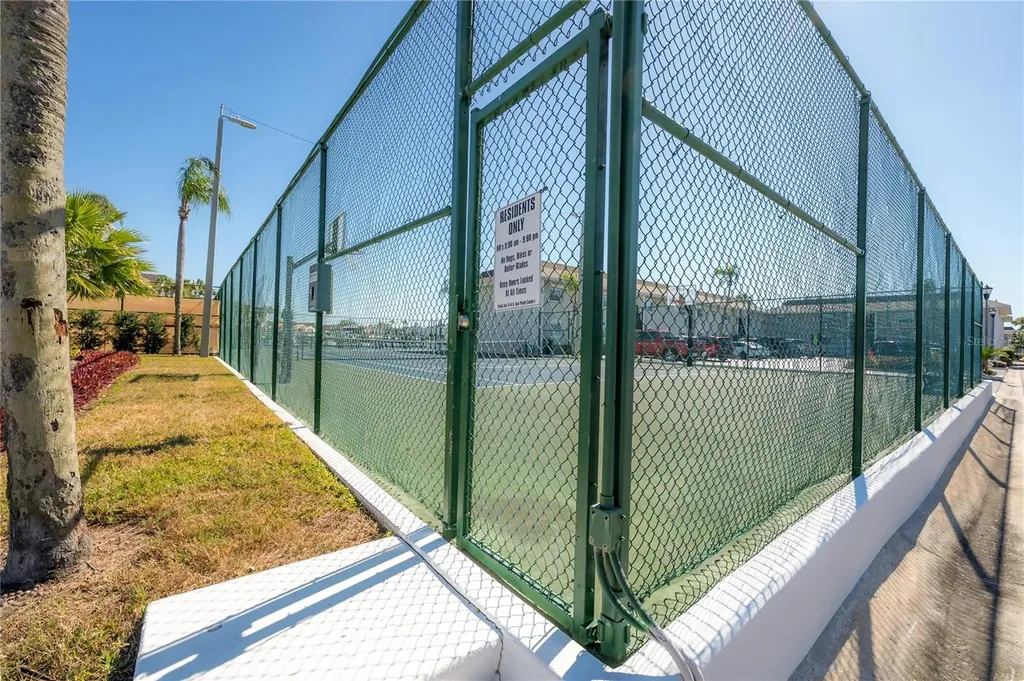 8812 Bay Pointe Drive Tampa FL 33615
