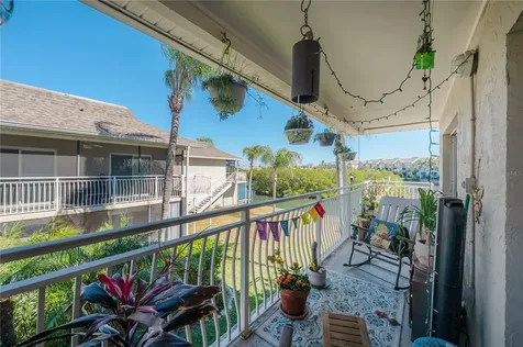 8812 Bay Pointe Drive Tampa FL 33615