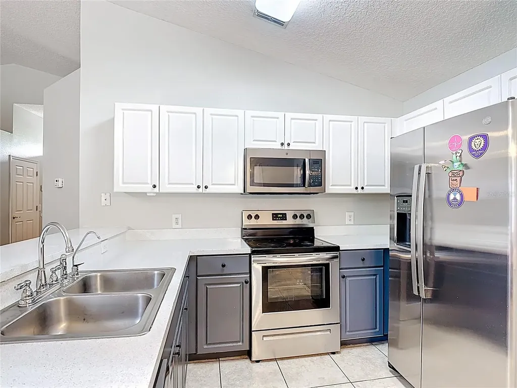 4611 Cumbrian Lakes Drive Kissimmee FL 34746