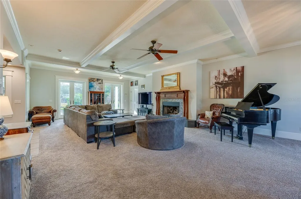 2 Hickory Lane Daytona Beach FL 32118