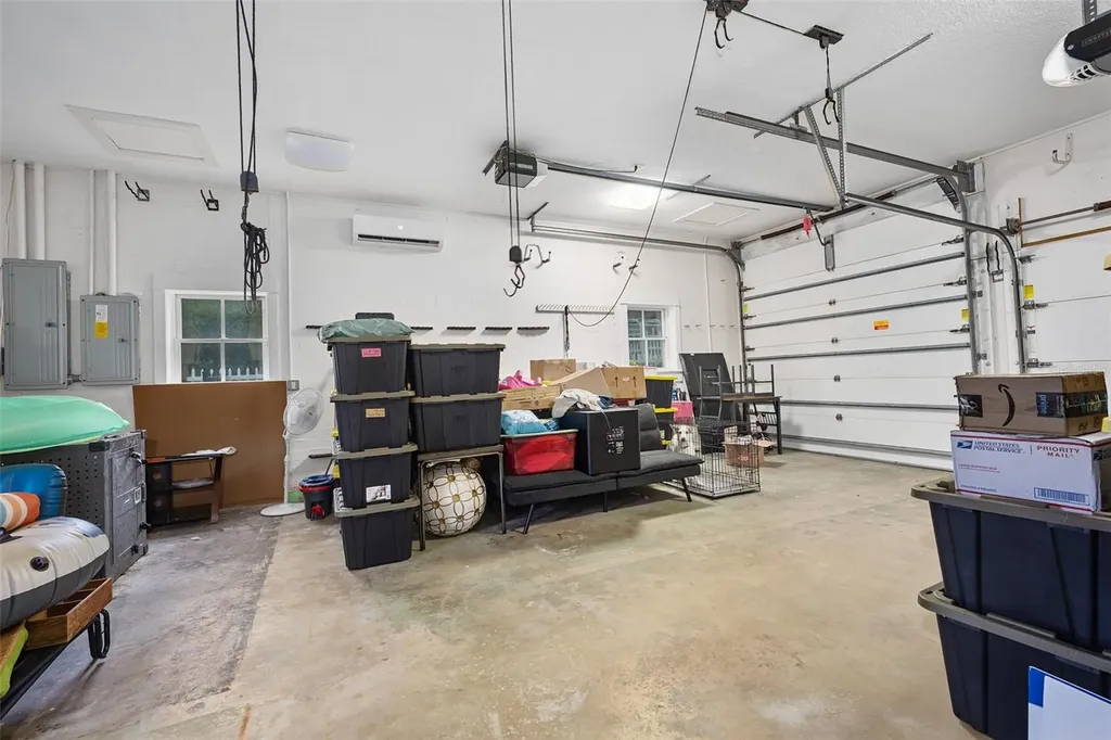 2 Hickory Lane Daytona Beach FL 32118