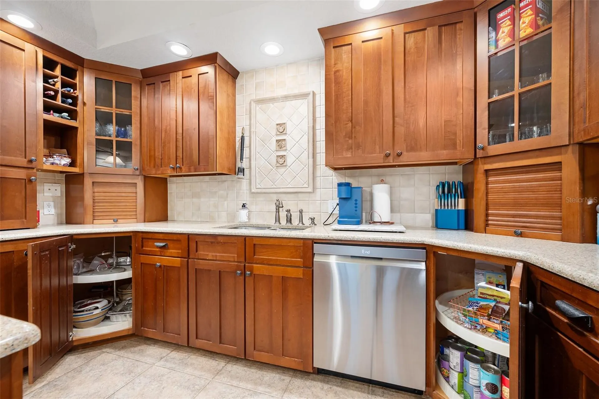 2 Hickory Lane Daytona Beach FL 32118