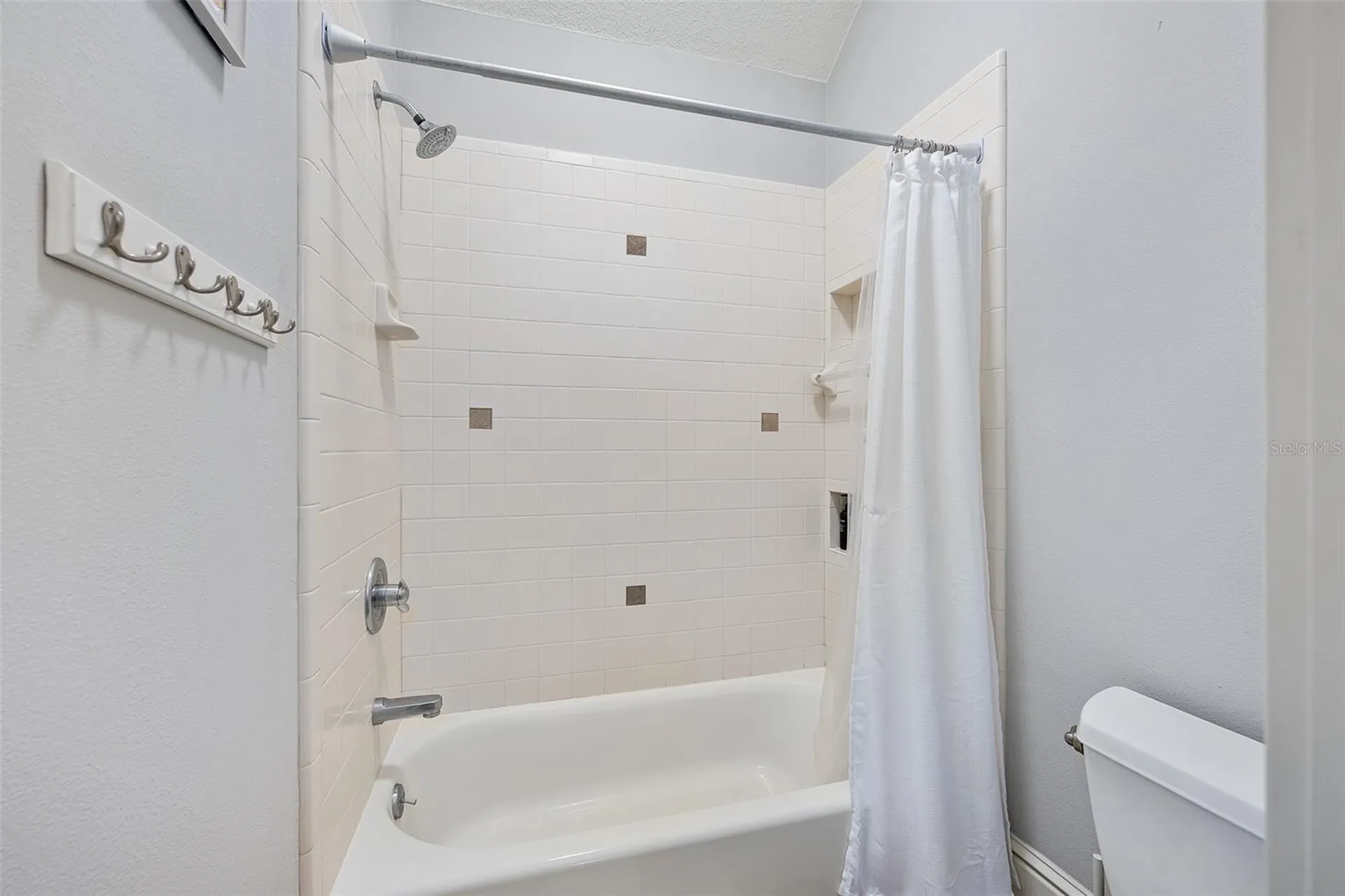 2 Hickory Lane Daytona Beach FL 32118