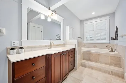 2 Hickory Lane Daytona Beach FL 32118
