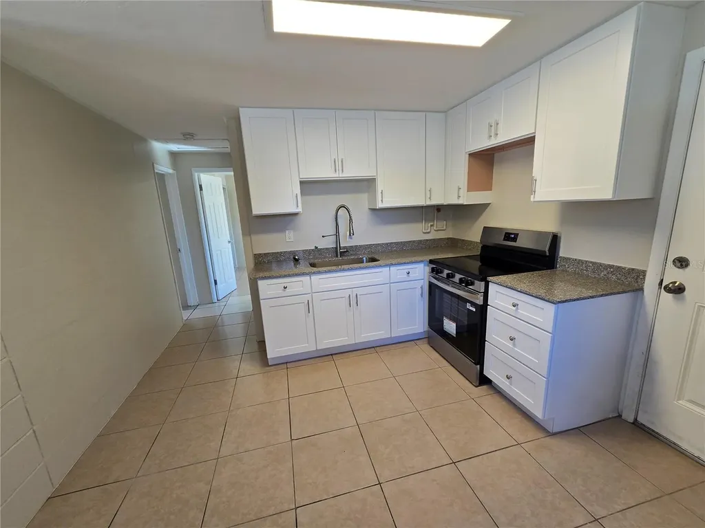 554 Spruce Street Daytona Beach FL 32114