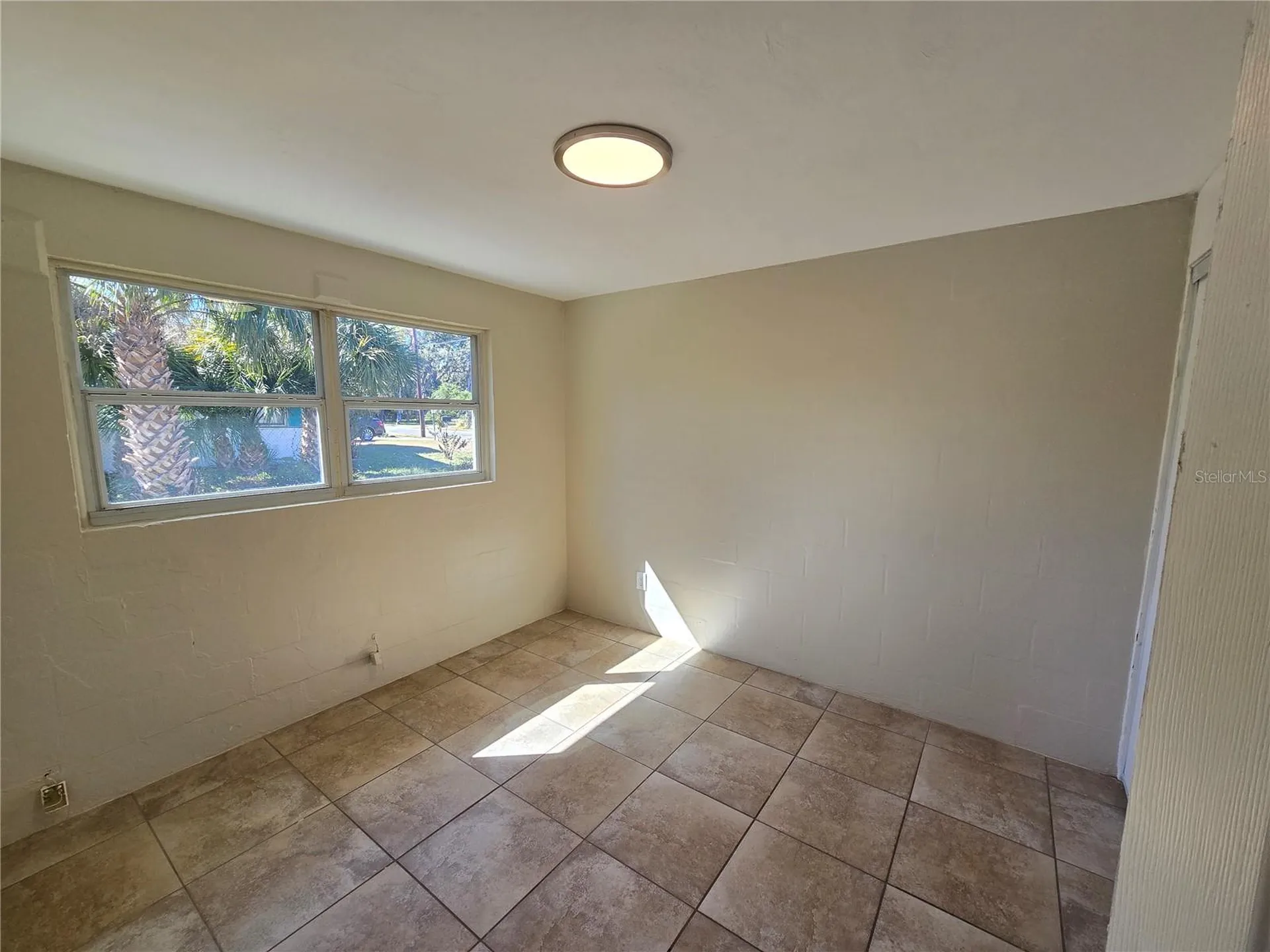 554 Spruce Street Daytona Beach FL 32114