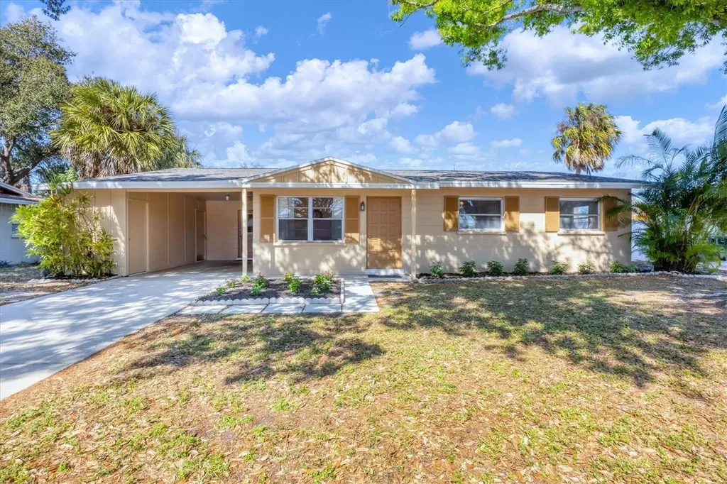 5135 Brookmeade Drive Sarasota FL 34232