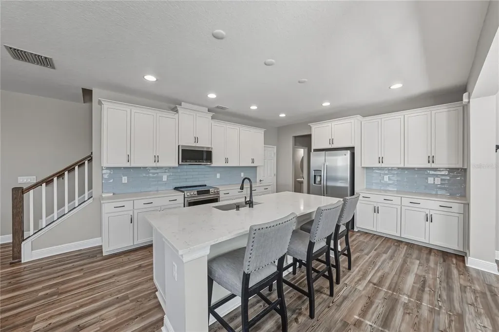2527 Stapleford Place Wesley Chapel FL 33543