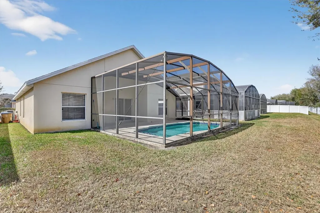 931 Emerald Green Court Kissimmee FL 34746