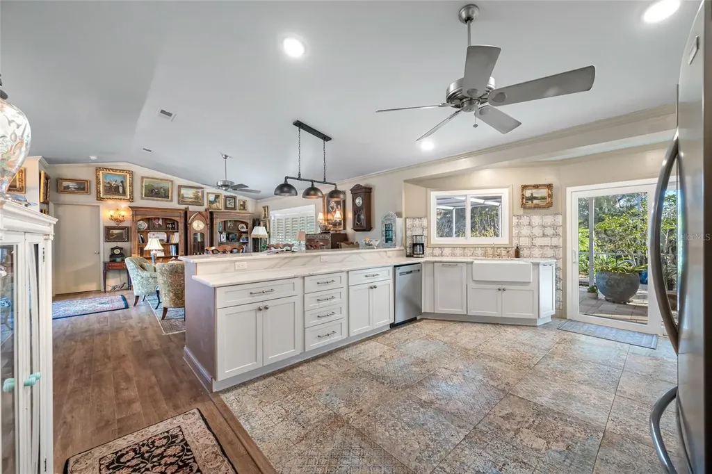 2970 Tangerine Terrace Palm Harbor FL 34684