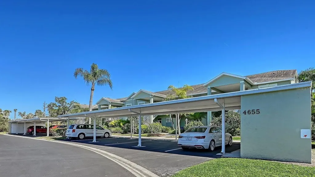 4655 Tower Hill Lane Sarasota FL 34238