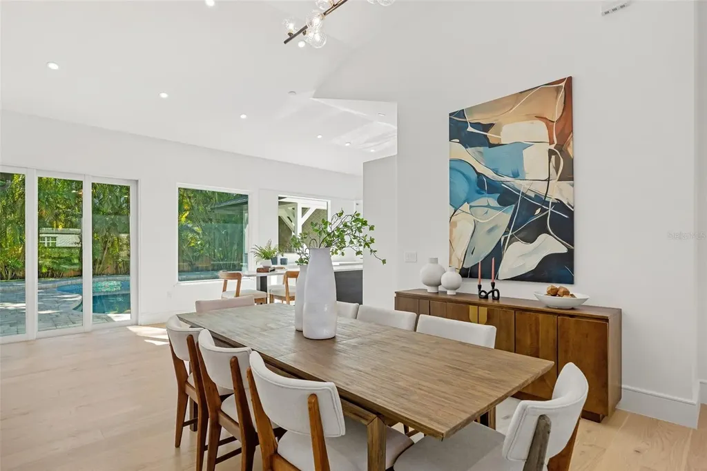 1834 Bougainvillea Street Sarasota FL 34239