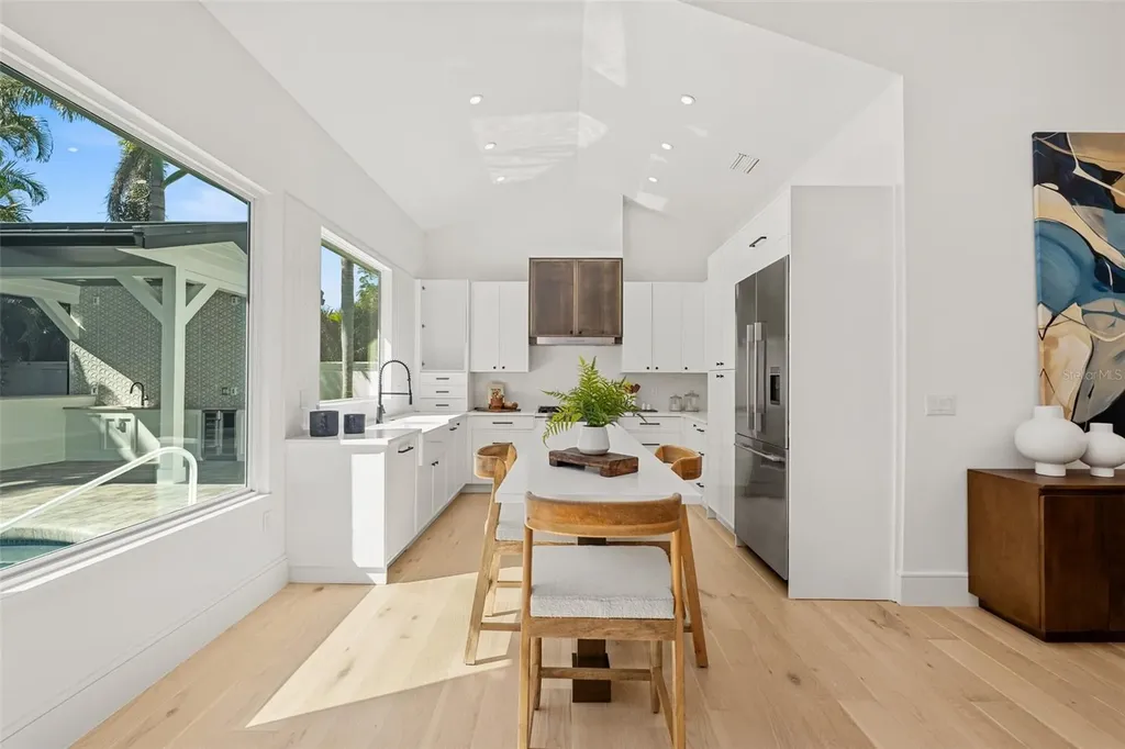 1834 Bougainvillea Street Sarasota FL 34239