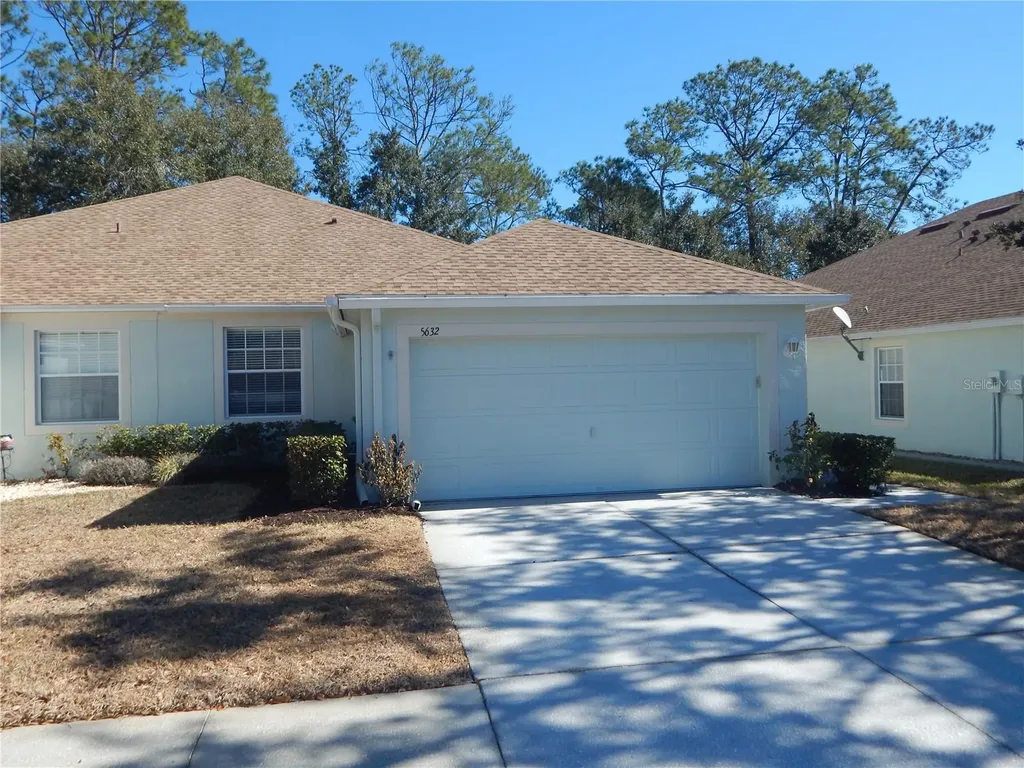 5632 Autumn Shire Drive Zephyrhills FL 33541