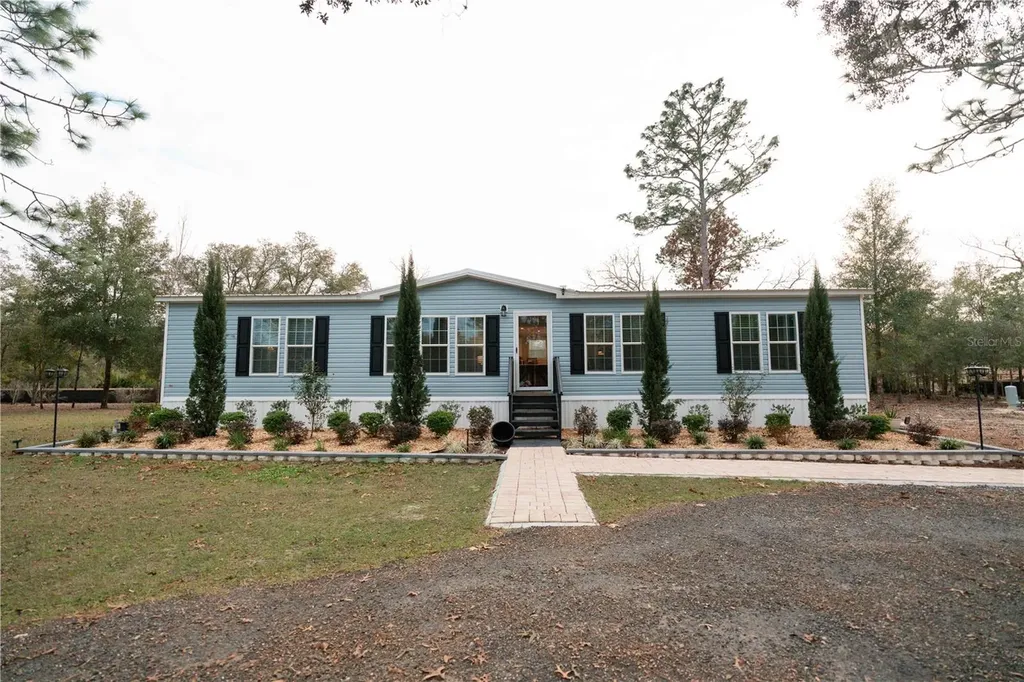 7670 NE 97th Court Bronson FL 32621