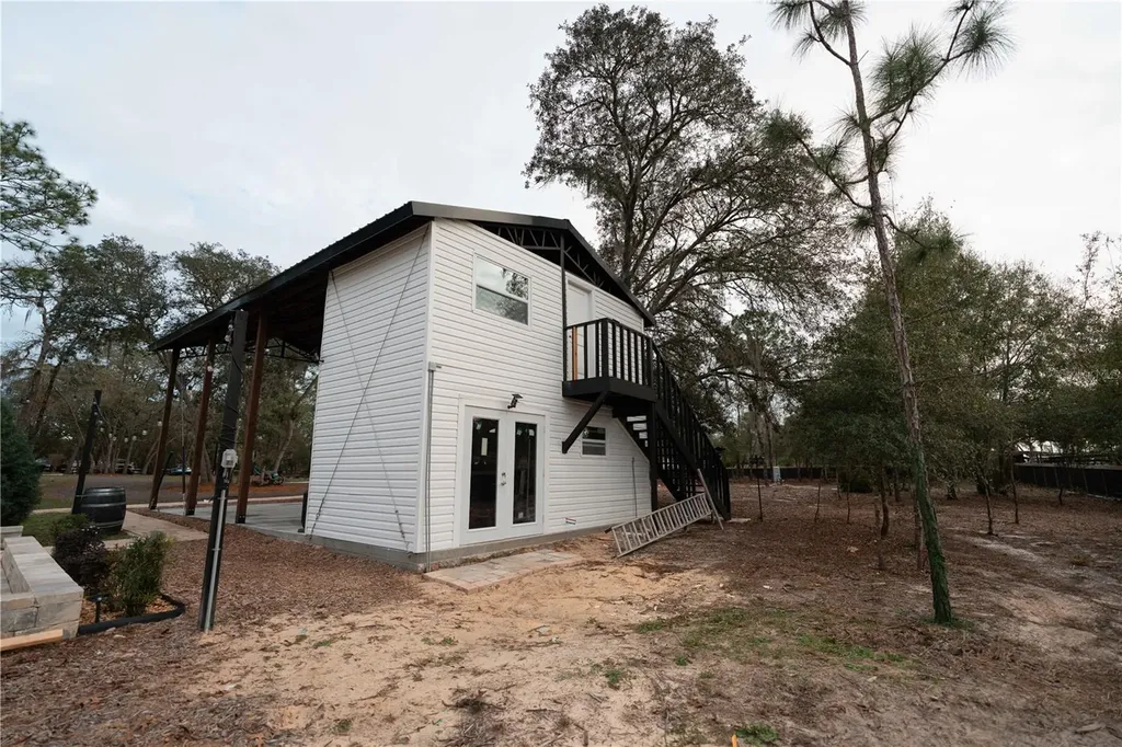 7670 NE 97th Court Bronson FL 32621