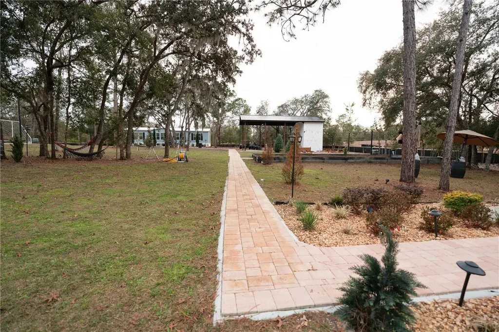 7670 NE 97th Court Bronson FL 32621