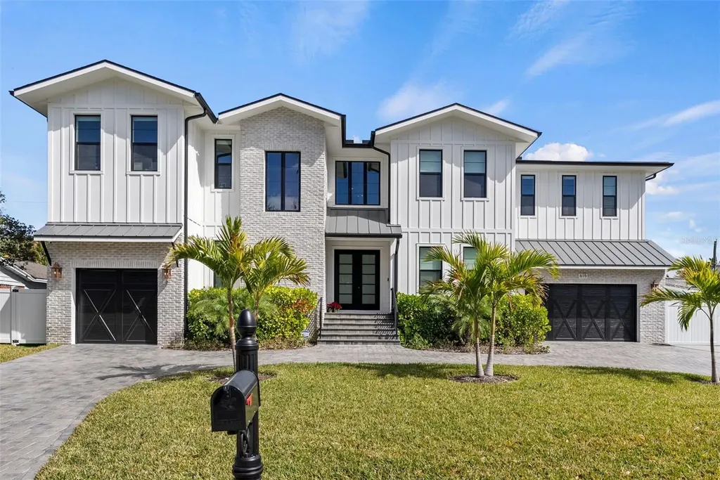 615 Luzon Avenue Tampa FL 33606
