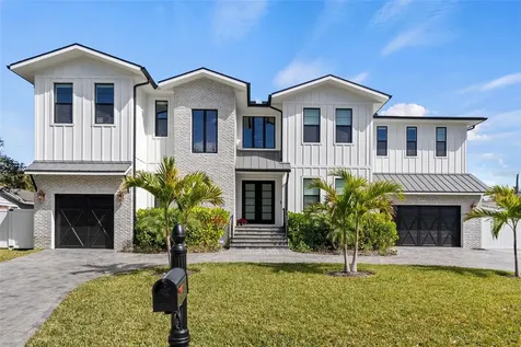 615 Luzon Avenue Tampa FL 33606