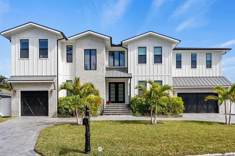 615 Luzon Avenue Tampa FL 33606