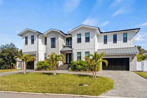 615 Luzon Avenue Tampa FL 33606