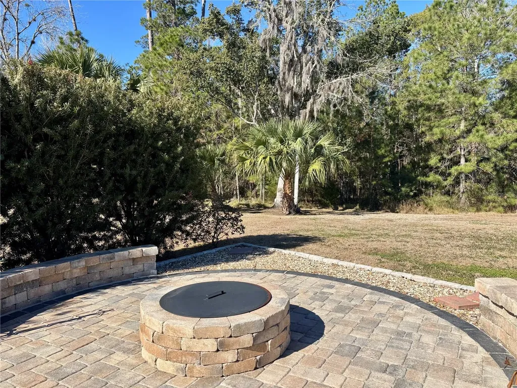 10273 NE 28th Loop Silver Springs FL 34488