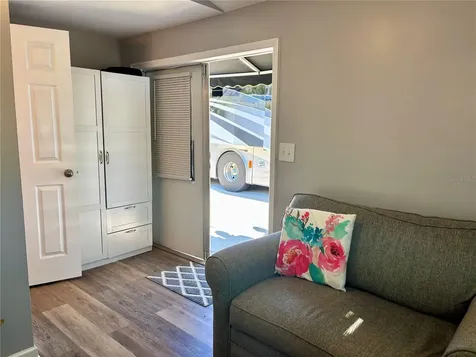 10273 NE 28th Loop Silver Springs FL 34488