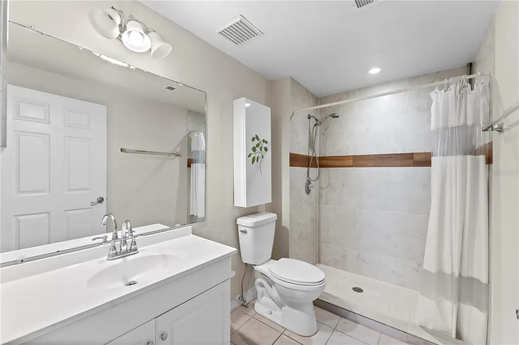 3384 Corona Village Way Orlando FL 32835