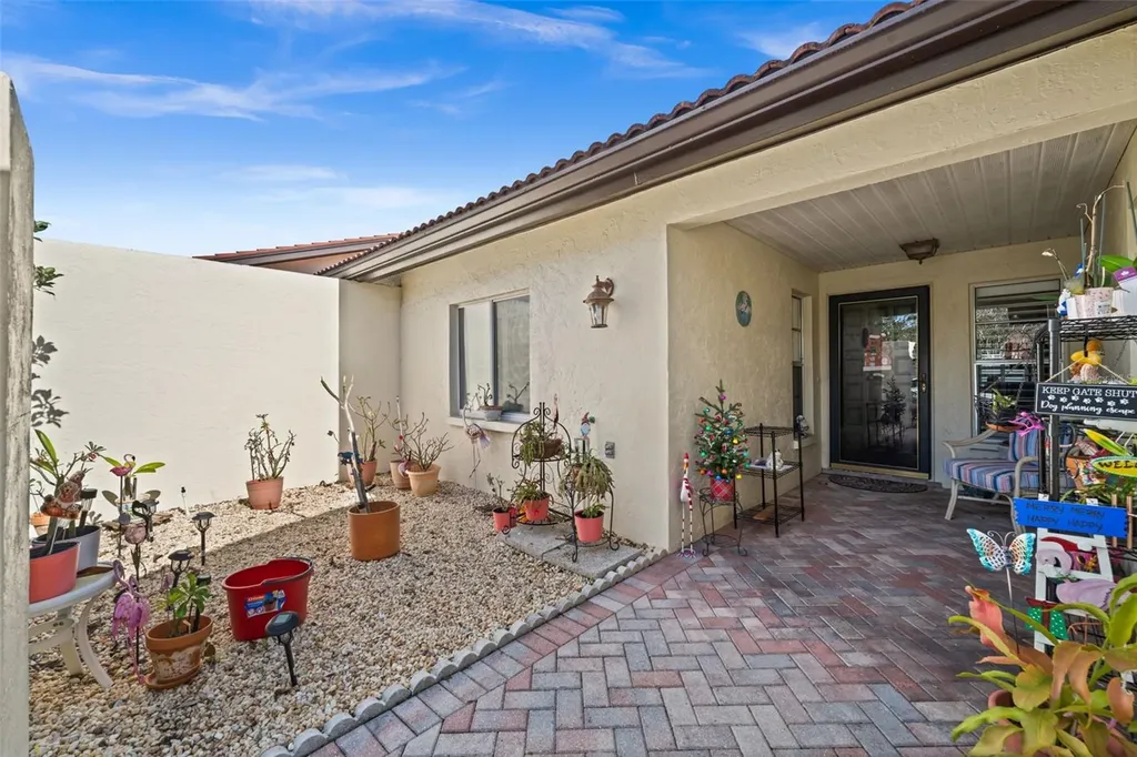 3709 Miguel Way Sarasota FL 34232