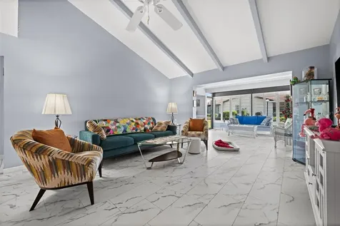 3709 Miguel Way Sarasota FL 34232