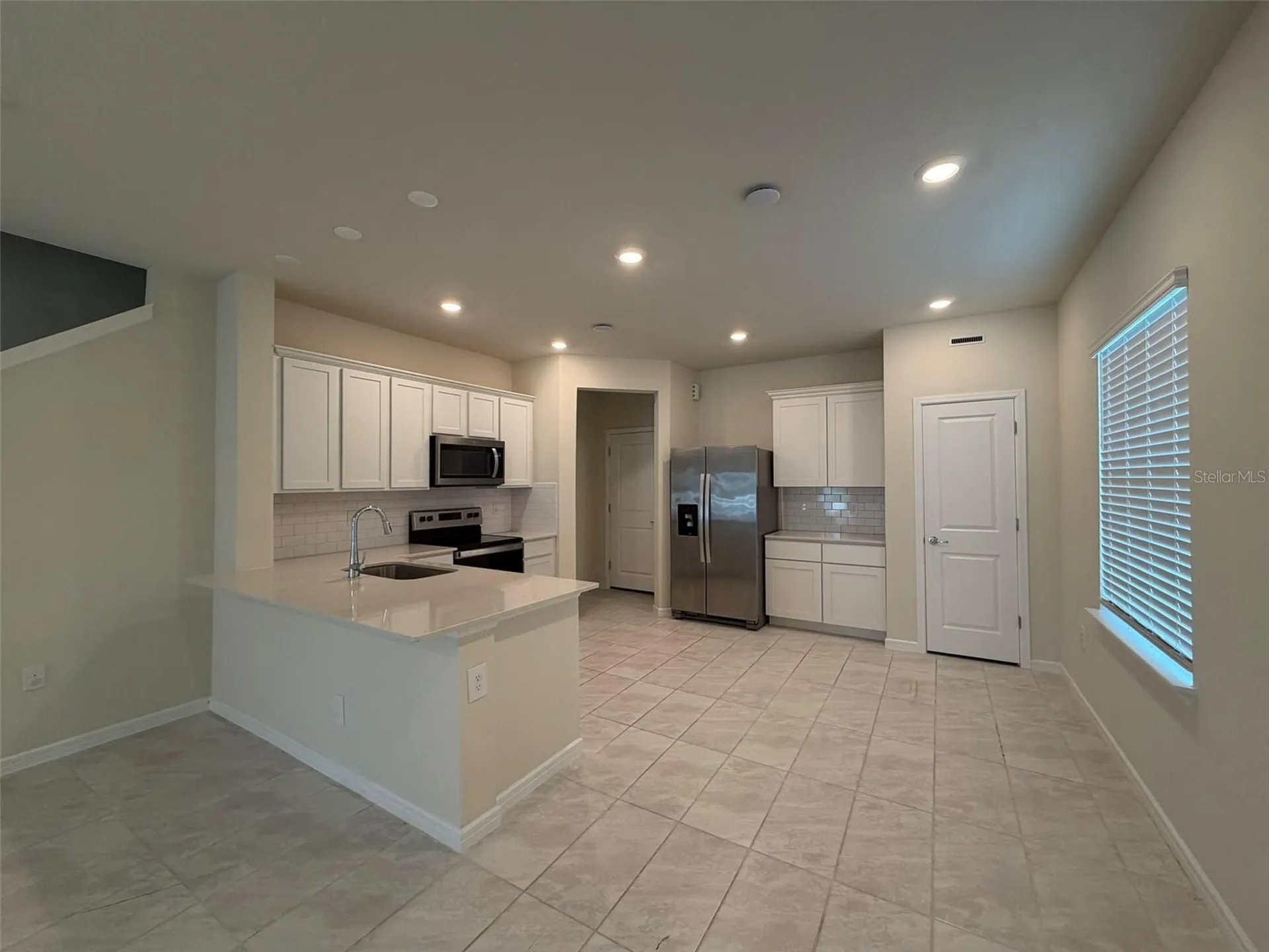 2803 Stunning Avenue Davenport FL 33896