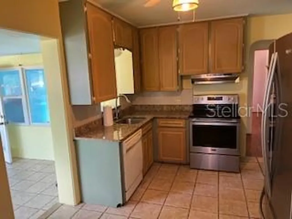 5325 11th Avenue S Gulfport FL 33707